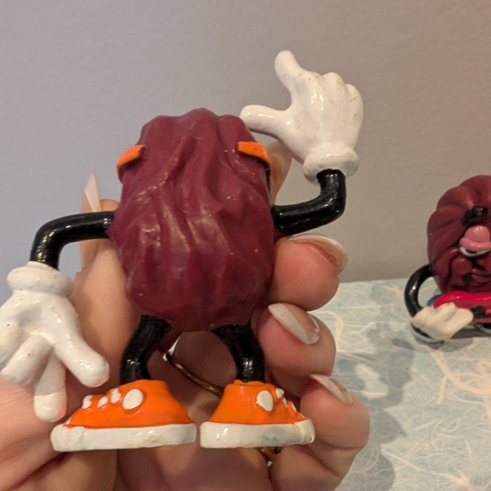Vintage California Raisins Figurines Set - Picture 4 of 9